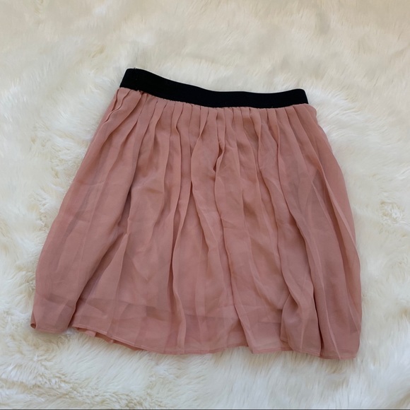Forever 21 pleated skirt pink - Picture 3 of 3